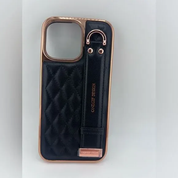 iPhone 16 Pro Max Case – Quilted Leather Look with Rose Gold Frame & Hand Strap - Picture 6 of 7